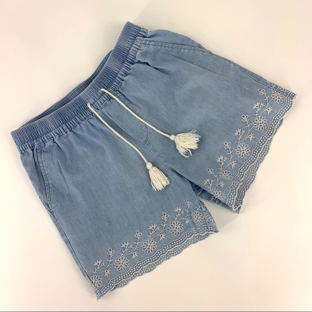 2/$20 Dex Girl's Blue Chambray Shorts with Embroidery, Large